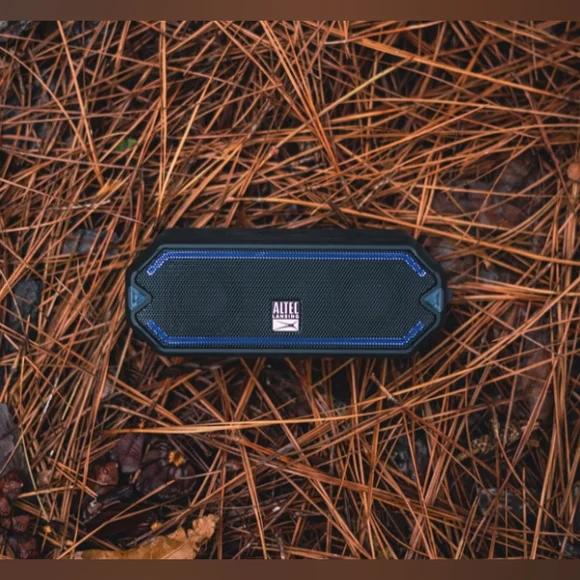 HydraBlast Wireless Portable Bluetooth Speaker - Picture 3 of 6